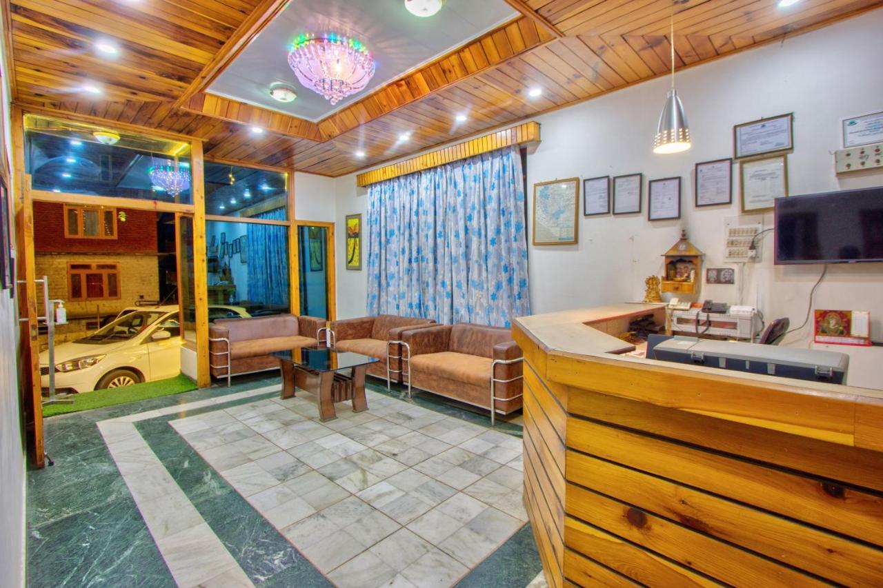 Hotel Royal Manali Eksteriør bilde